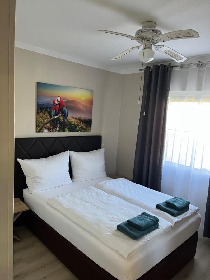 Appartement Villa-Celine 또레비에하 외부 사진